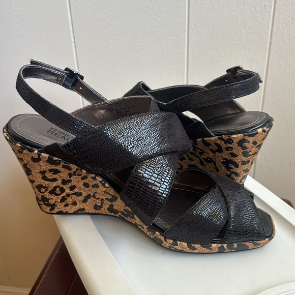 Kenneth Cole Reaction Wedge - Picture 4 of 4